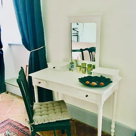 Le Domaine De Bed & Breakfast