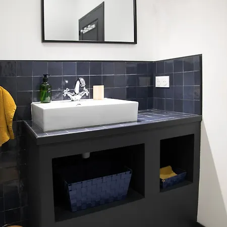 Le Domaine De Panzió Villespy